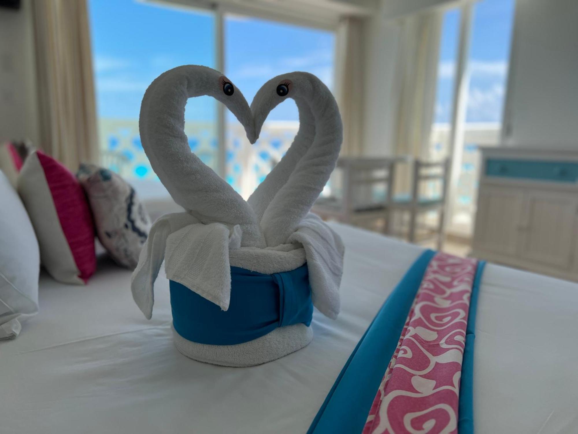 Beachside Apartments Cancun Bagian luar foto