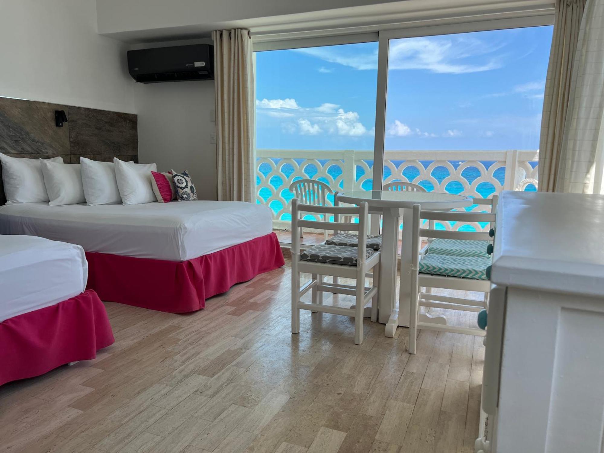 Beachside Apartments Cancun Bagian luar foto