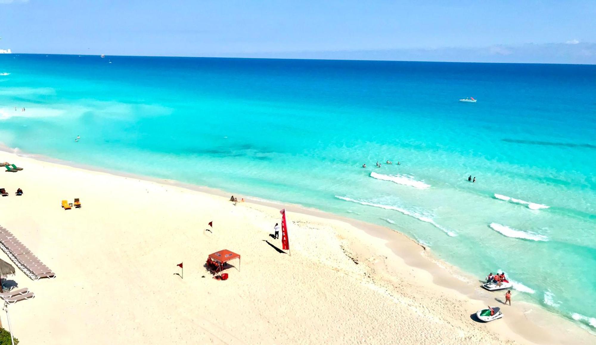 Beachside Apartments Cancun Bagian luar foto