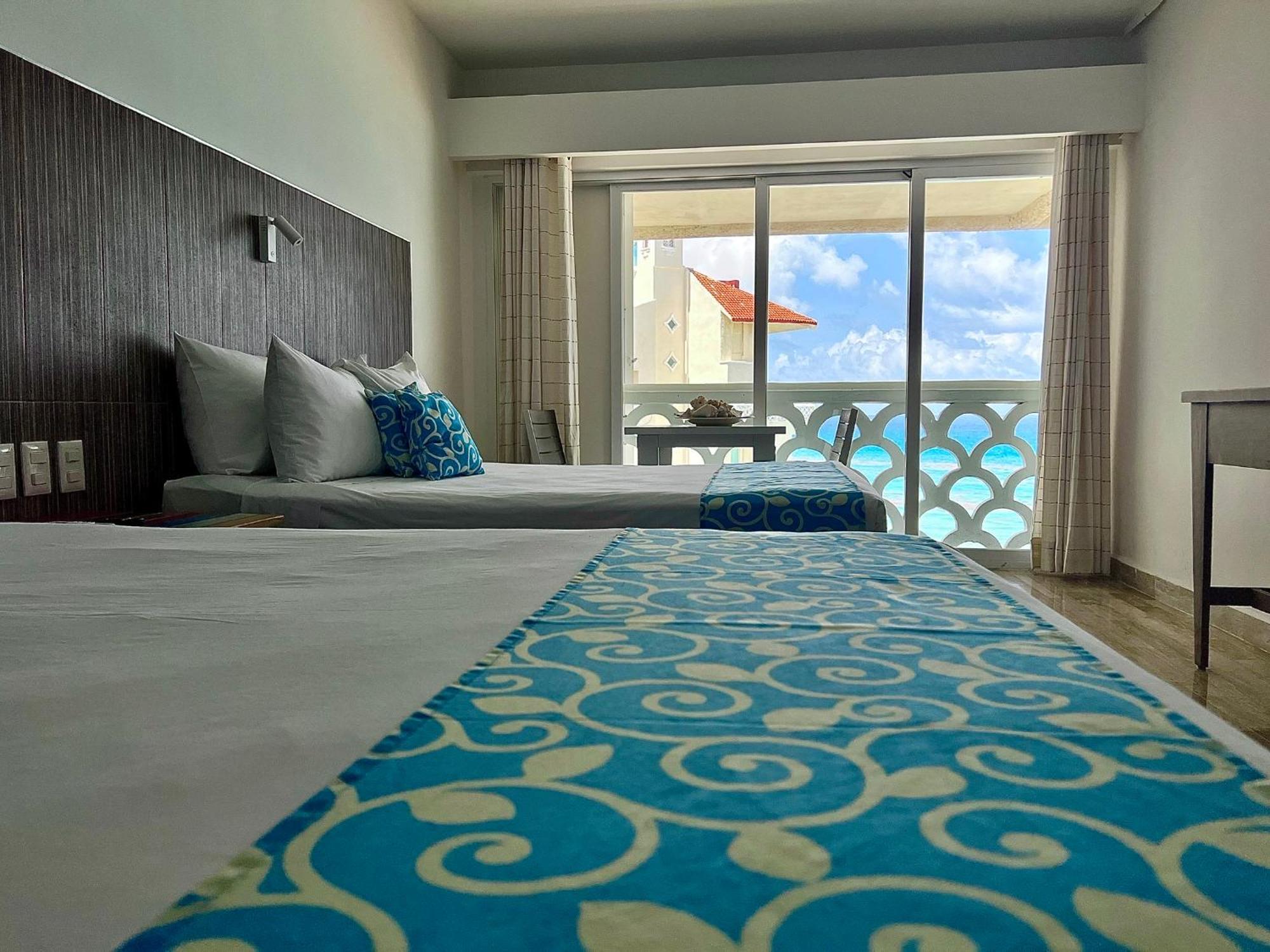 Beachside Apartments Cancun Bagian luar foto