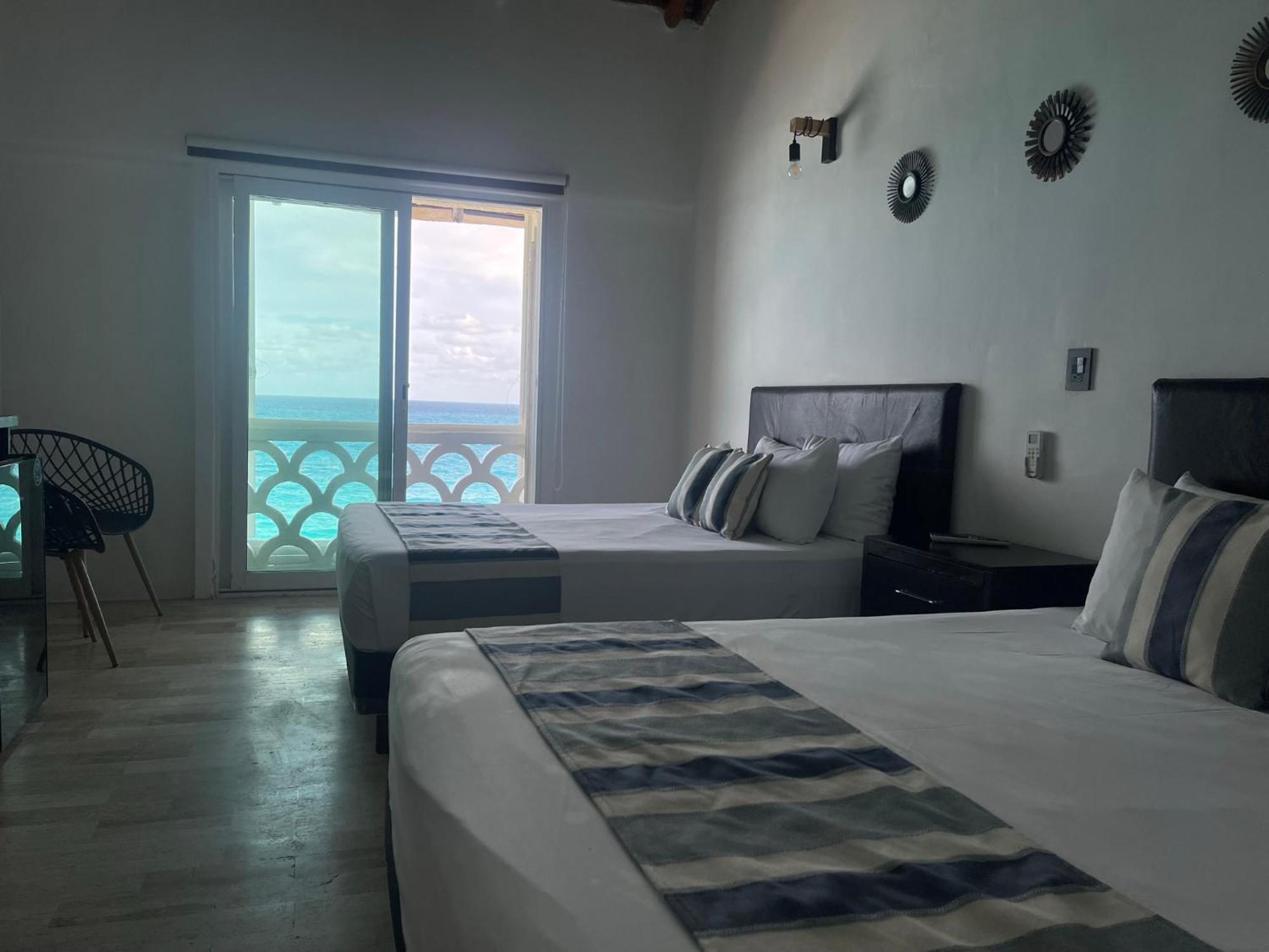 Beachside Apartments Cancun Bagian luar foto